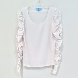CeCe Metallic Holiday Blouse Women's XS‎ Ivory Stretch Metallic Ruched Sleeves